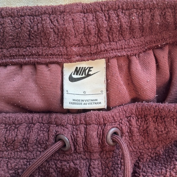 Nike Sportswear Plush Burgundy Crush Sherpa - Picture 4 of 8